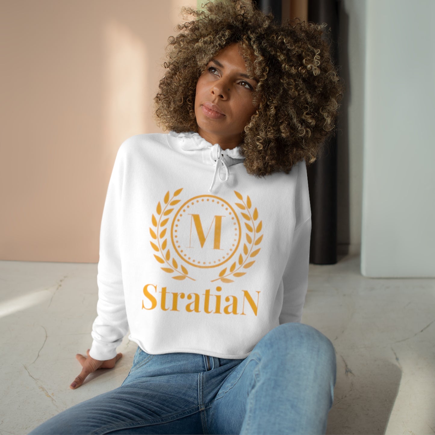 StratiaN Big-Logo Crop Hoodie